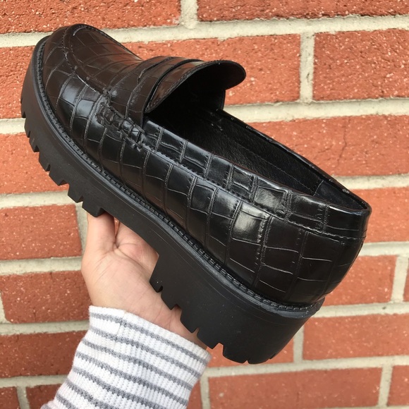 Steve Madden Shoes - Vintage Steve  Madden Chunky platform slip on loaf